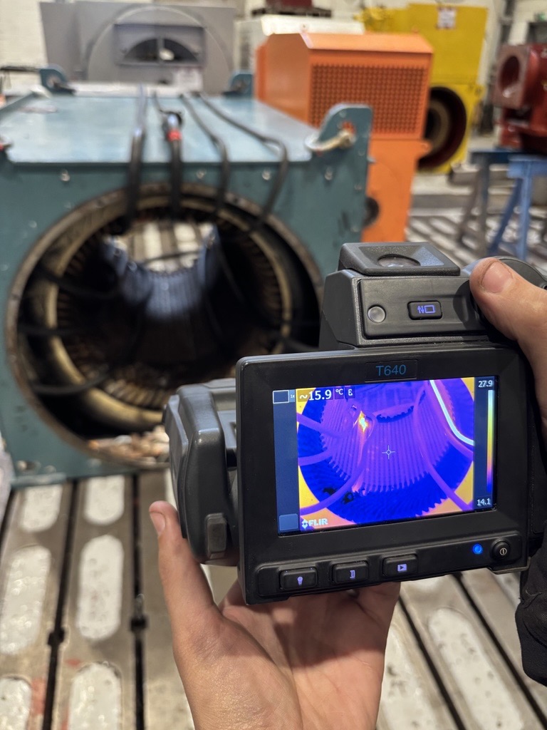 Stator core flux testing setup using thermal imaging